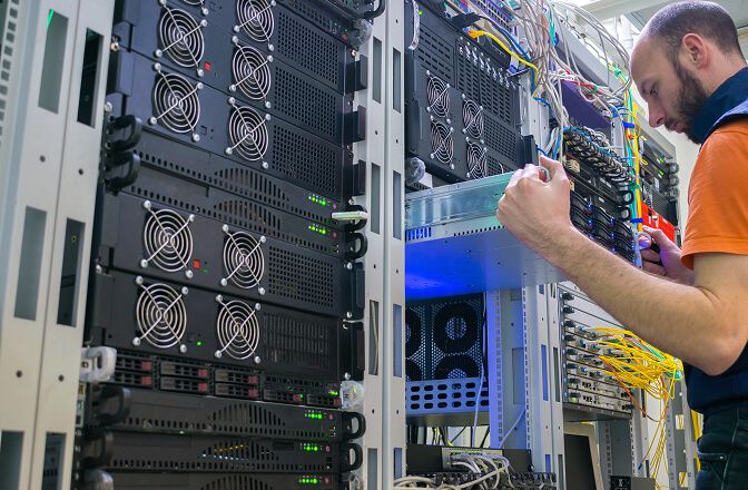courses offered data center